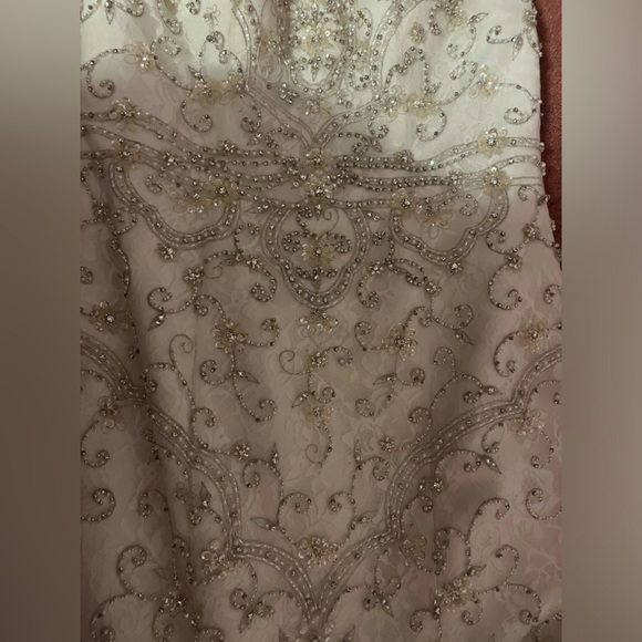 Kitty Chen Wedding Gown🤍 Previously worn for a project, minor damages shown. - Picture 6 of 10